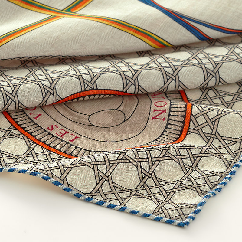 Großes Dreickeckstuch Les Voitures à Transformation | Hermès